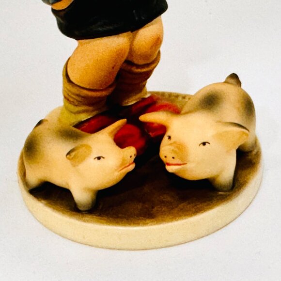 Goebel Hummel #66 "Farm Boy"  TMK6 - 5.5 Inches - Permanently Retired Hummel - Picture 6 of 11